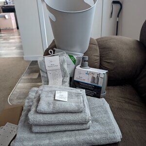 Gray Bathroom Set